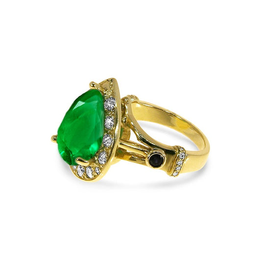 NOBLE Emerald and Diamonds Ring