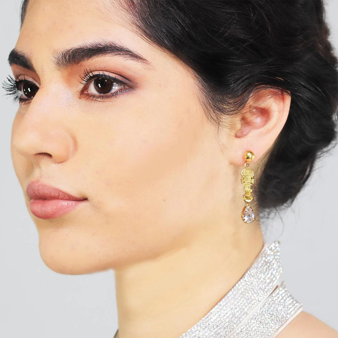 Pear Cut Diamonds Gold Earrings