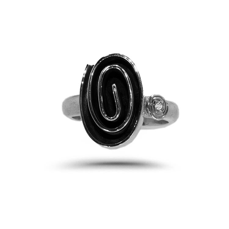 Ovalisque Labyrinth Ring