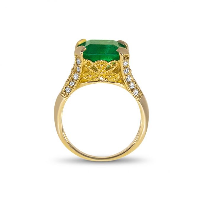 CLASSIC Emerald and Diamonds Ring - Image 3