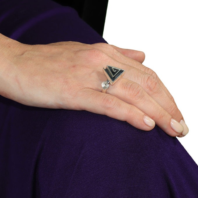 Love Labyrinth Ring - Image 2