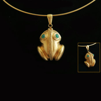 SENSUALITY Emeralds Gold Pendant