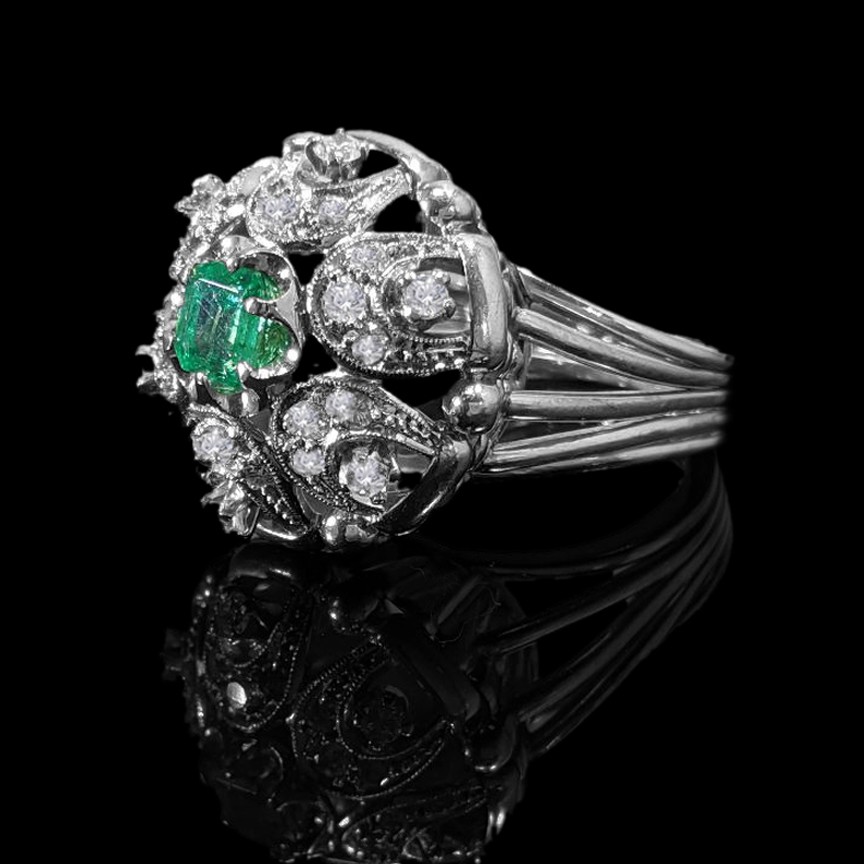 EVEREST Deco Emerald and Diamonds Ring | Stella Sarmiento | Exclusive ...